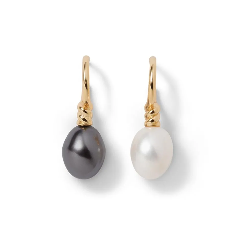 Hot Venus Pearl Drop Earrings Earrings